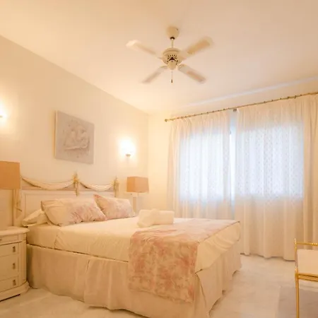 Villa Victoria- Private Swimming Pool Next To The Beach * Estepona