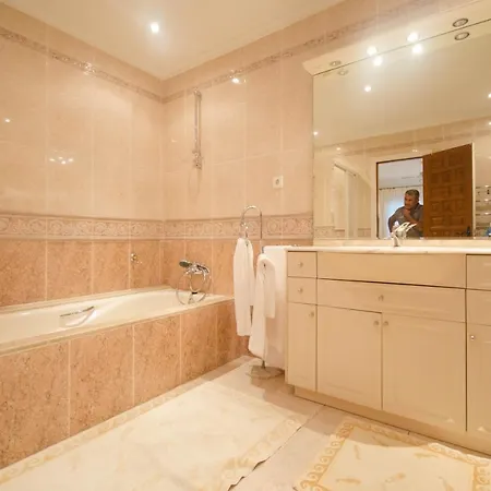 Villa Victoria- Private Swimming Pool Next To The Beach * Estepona